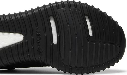 Yeezy Boost 350 'Pirate Black' 2023 - Image 5