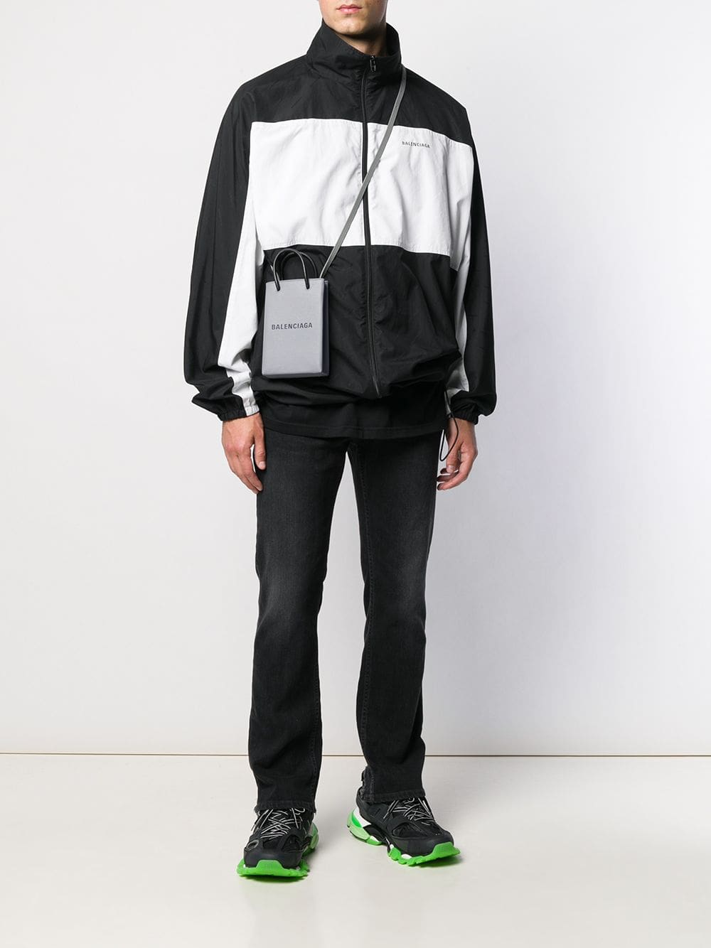 Balenciaga logo print crossbody bag - Image 2