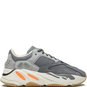 adidas Yeezy  Yeezy Boost 700 "Magnet" sneakers