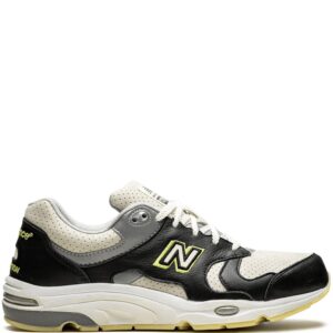 New Balance x Barneys New York-1700 "Glow In The Dark" sneakers