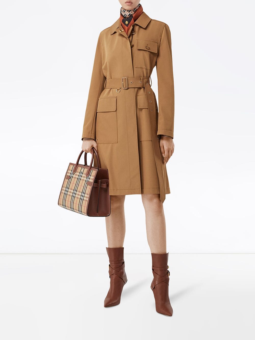 Burberry small Vintage Check two handle title bag - Image 2