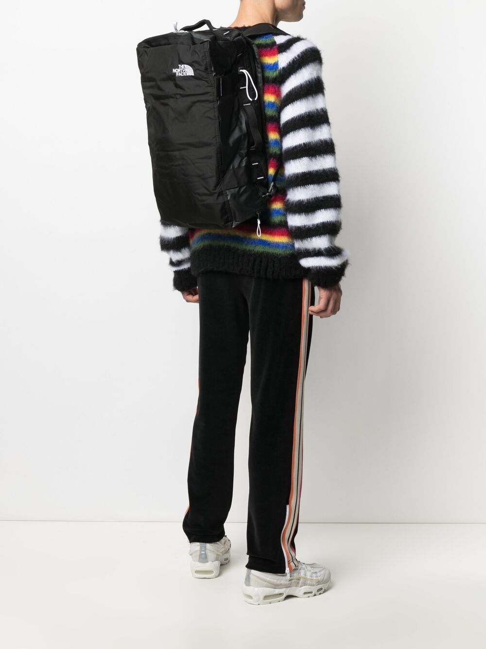 The North Face Base Camp Voyager 32L backpack - Image 2