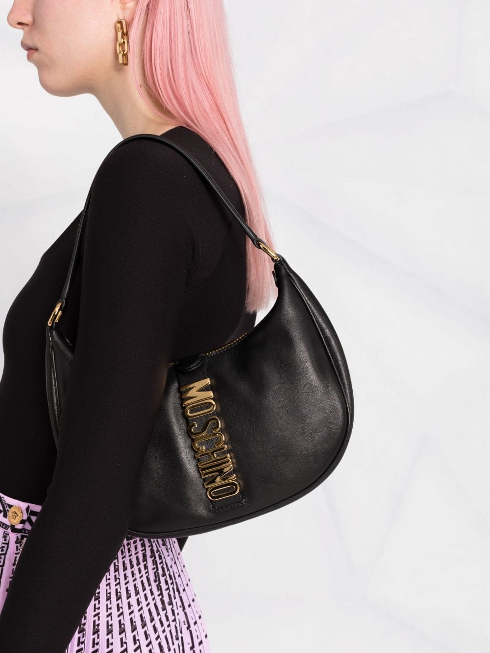 Moschino logo plaque shoulder bag - Image 3