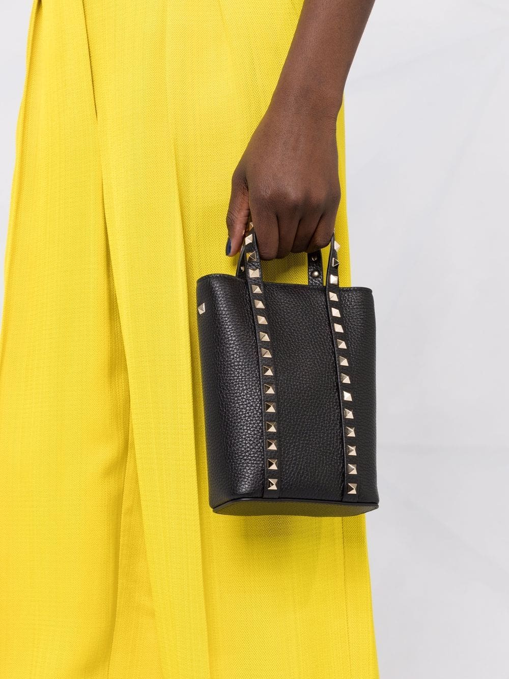 Valentino Garavani Rockstud chain-strap tote bag - Image 3