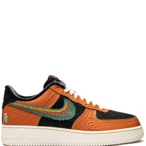 Nike  Air Force 1 '07 LX "Siempre Familia" sneakers