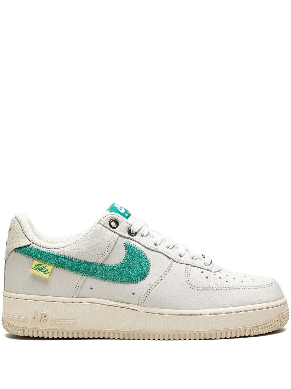 Nike Air Force 1 '07 LV8 sneakers