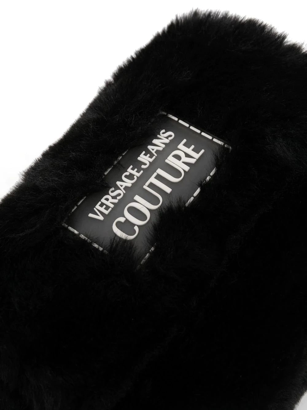 Versace logo plaque faux fur shoulder bag - Image 3