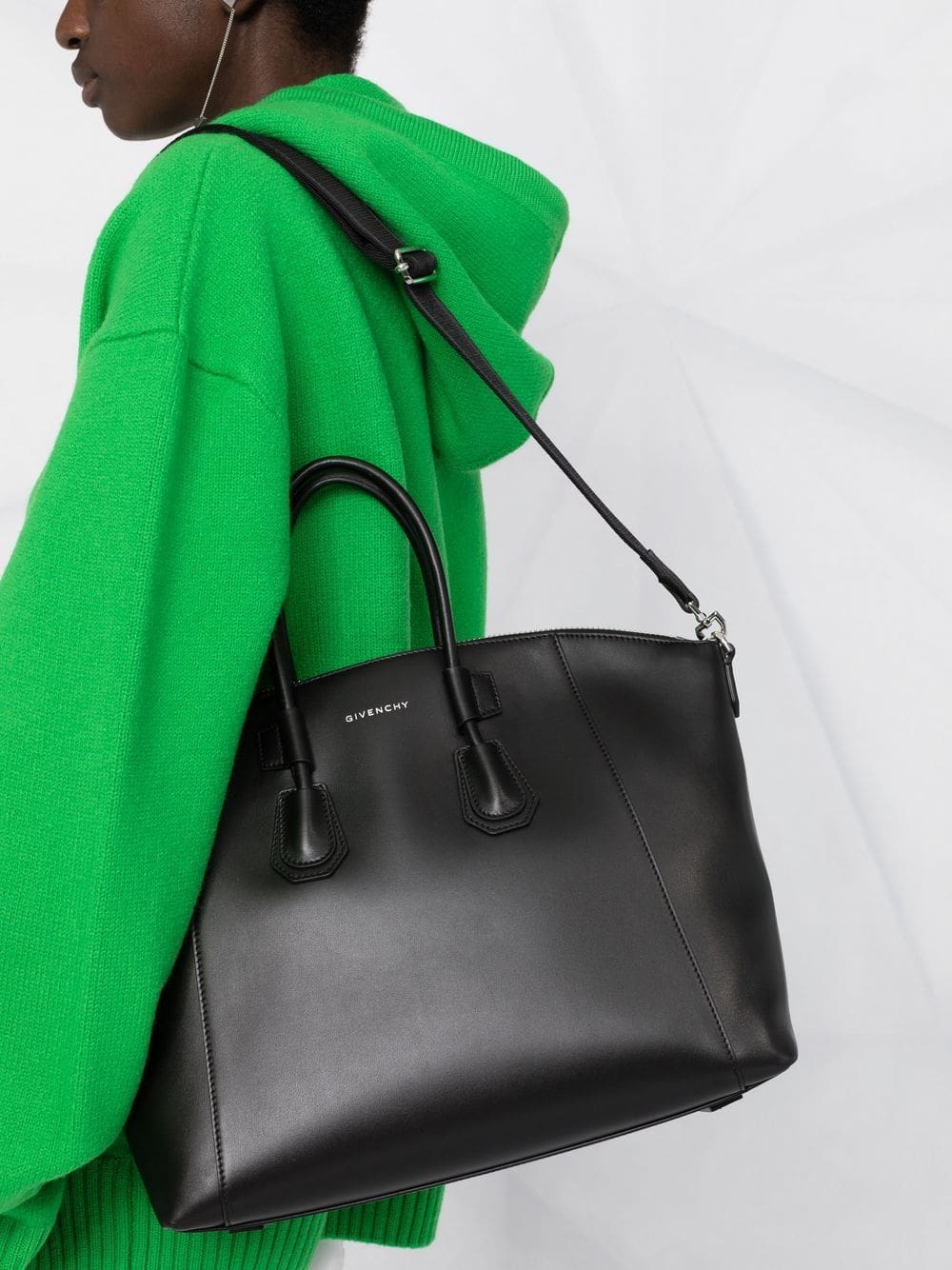 Givenchy Antigona Sport tote bag - Image 3