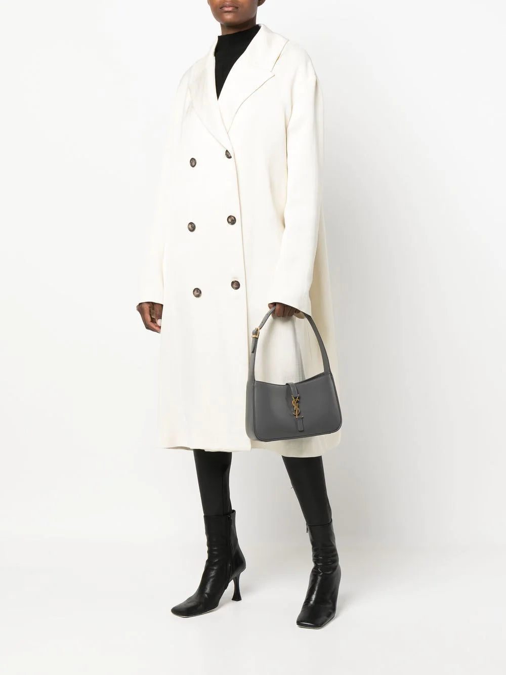 Saint Laurent Le 5 à 7 monogram-plaque tote bag - Image 2