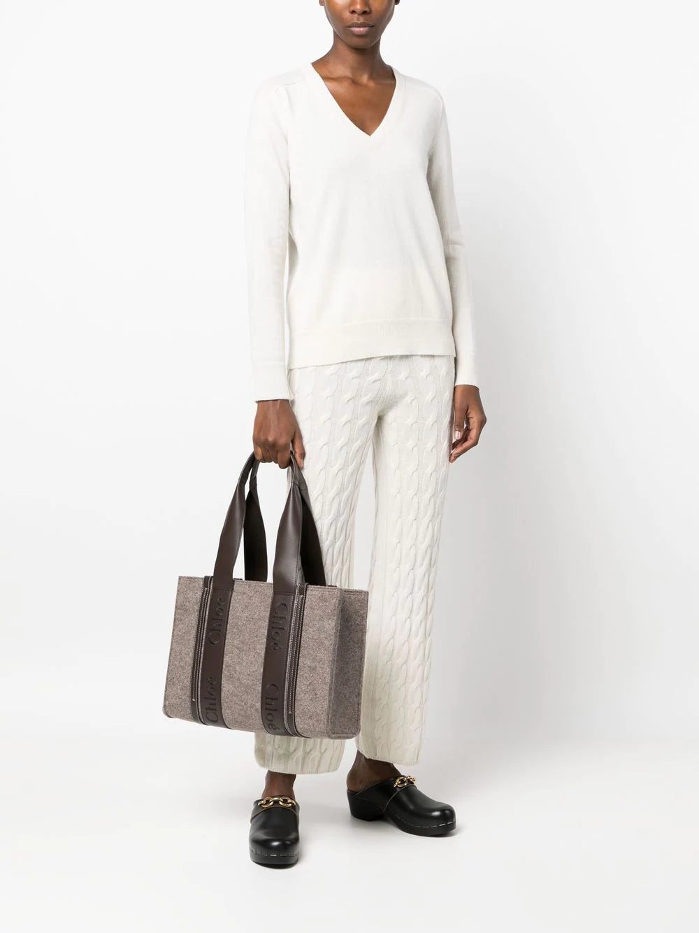 Chloé embroidered-logo tote bag - Image 2