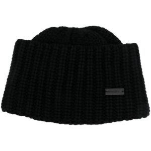 Saint Laurent logo-plaque chunky knit cashmere beanie