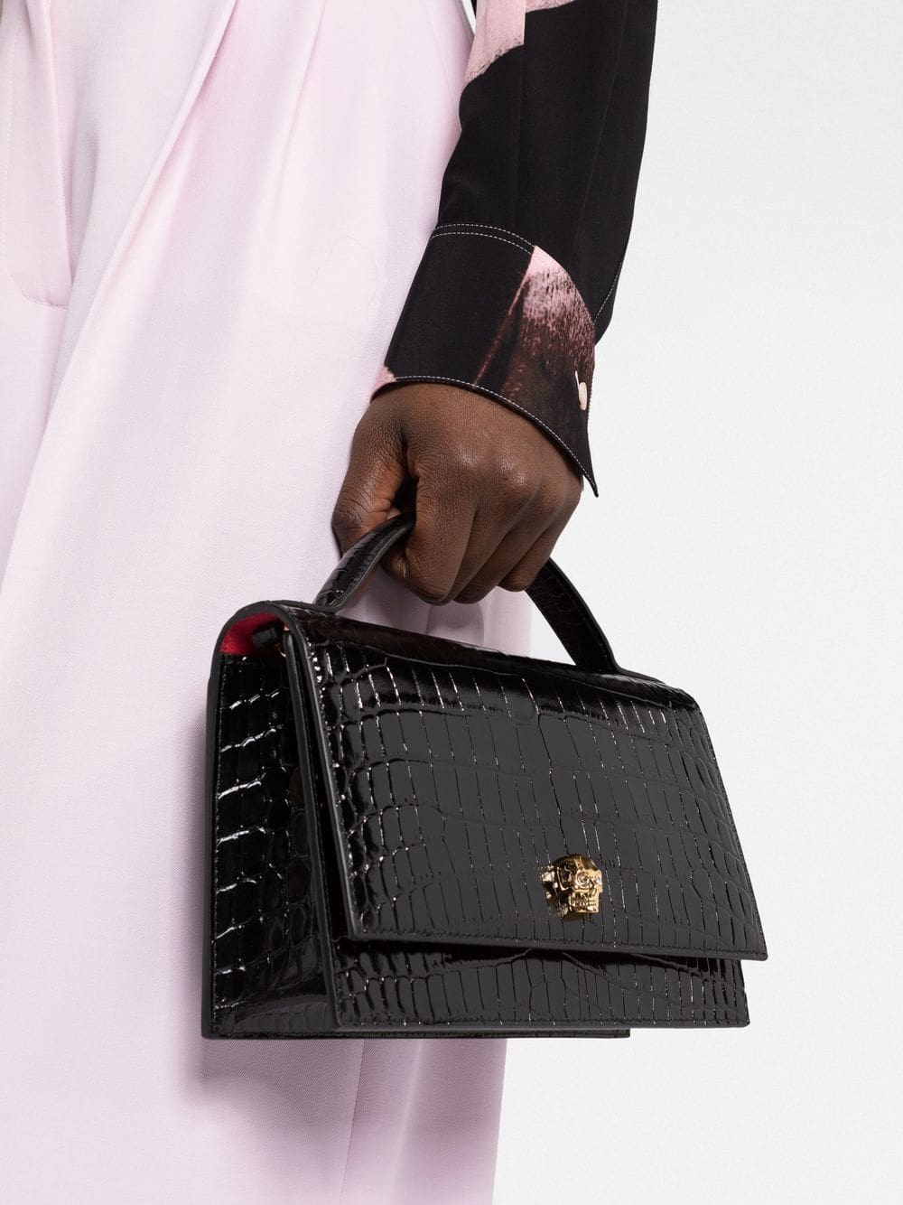 Alexander McQueen Skull crocodile-embossed shoulder bag - Image 3
