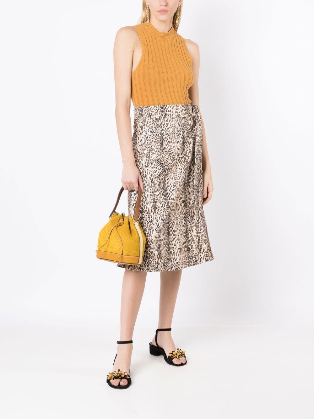 Tory Burch T monogram embossed bucket bag - Image 2