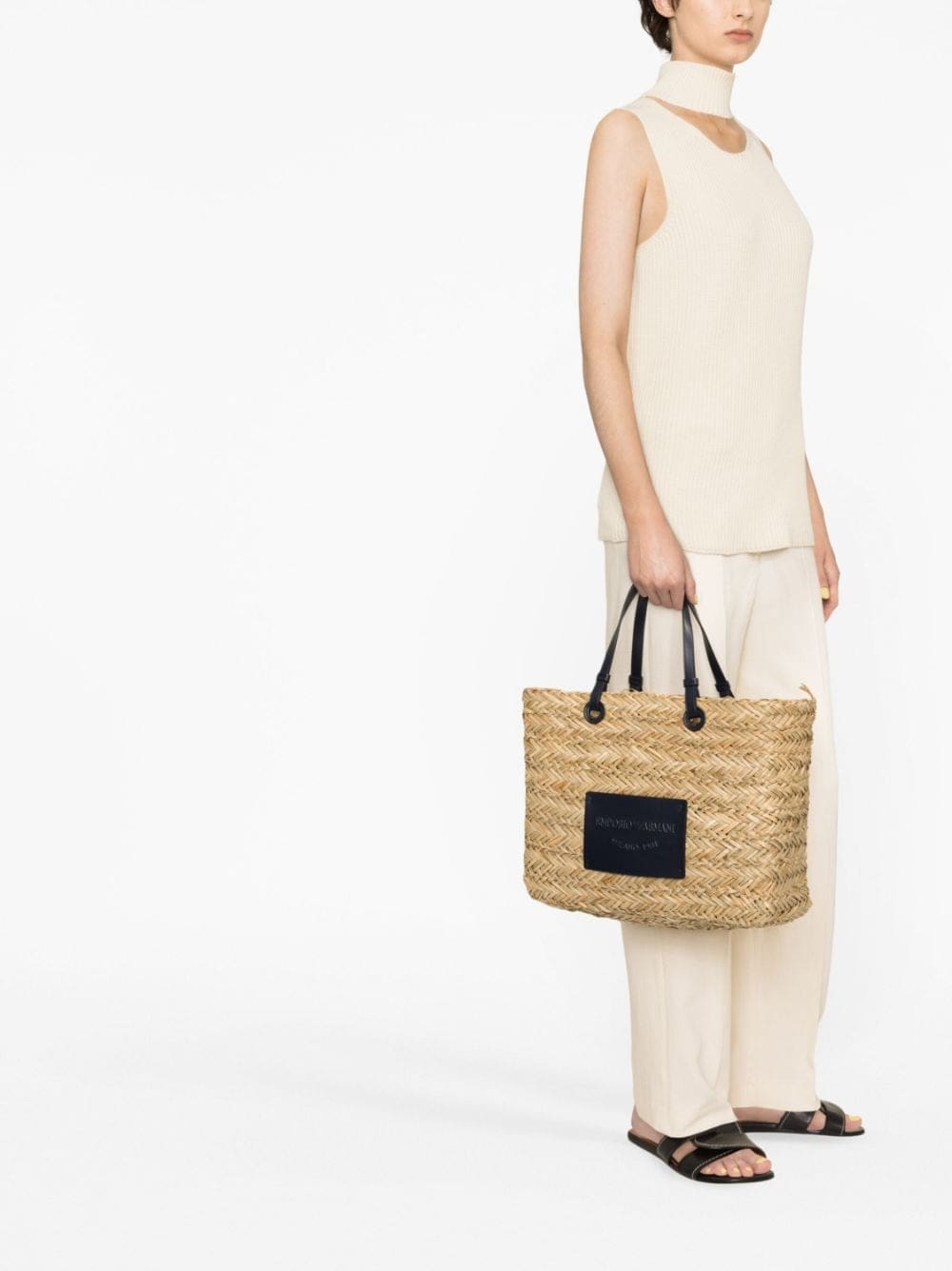 Emporio Armani logo-patch woven-raffia tote beg - Image 2