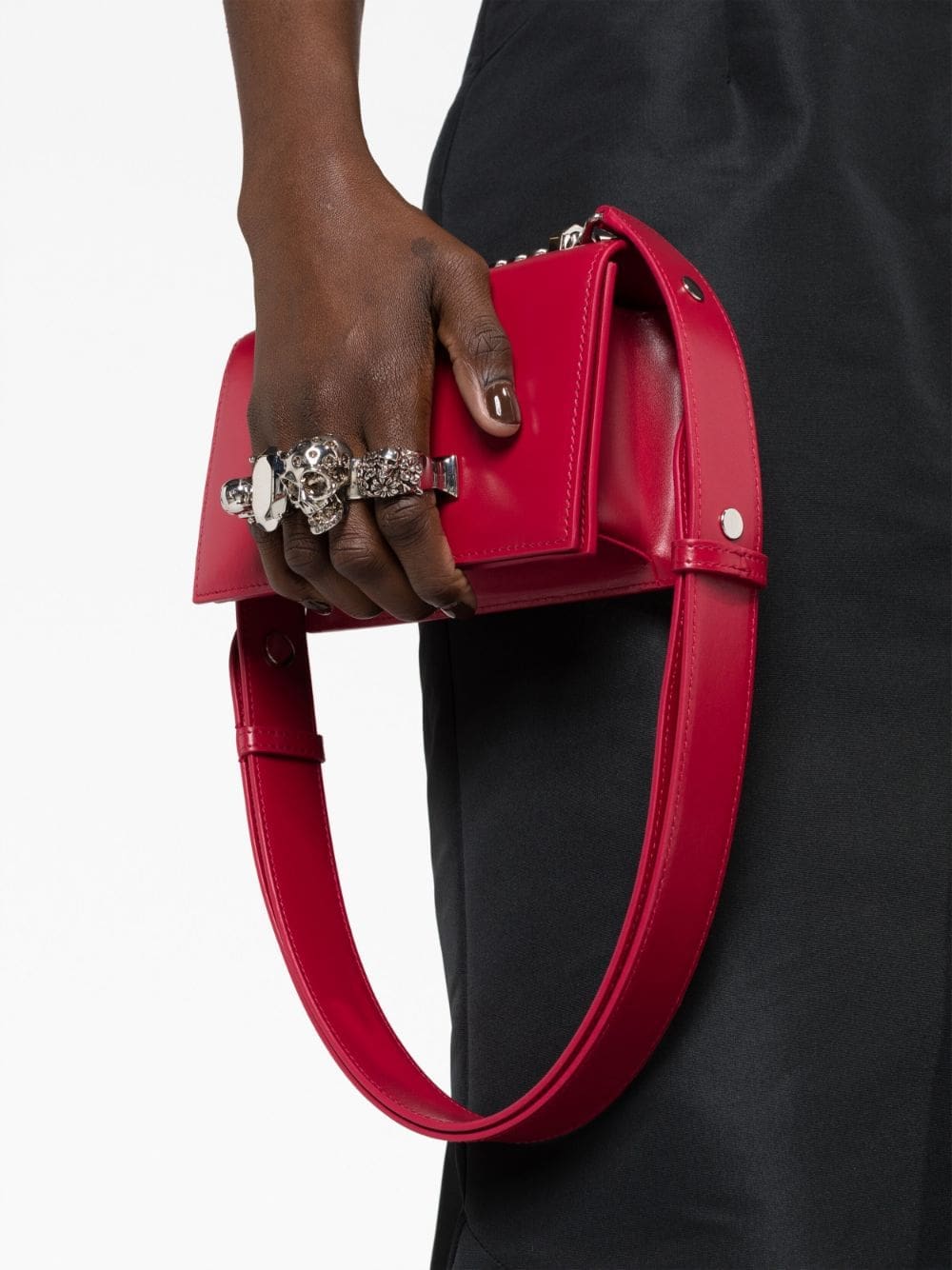 Alexander McQueen skull-motif leather shoulder bag - Image 3