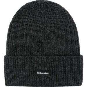 Calvin Klein logo-patch ribbed beanie