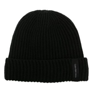 Calvin Klein Jeans logo-patch ribbed-knit beanie