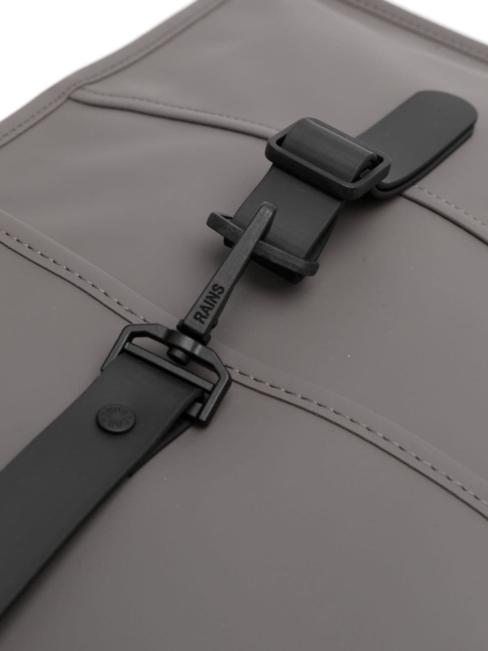 Rains carabiner-fastening waterproof backpack - Image 4