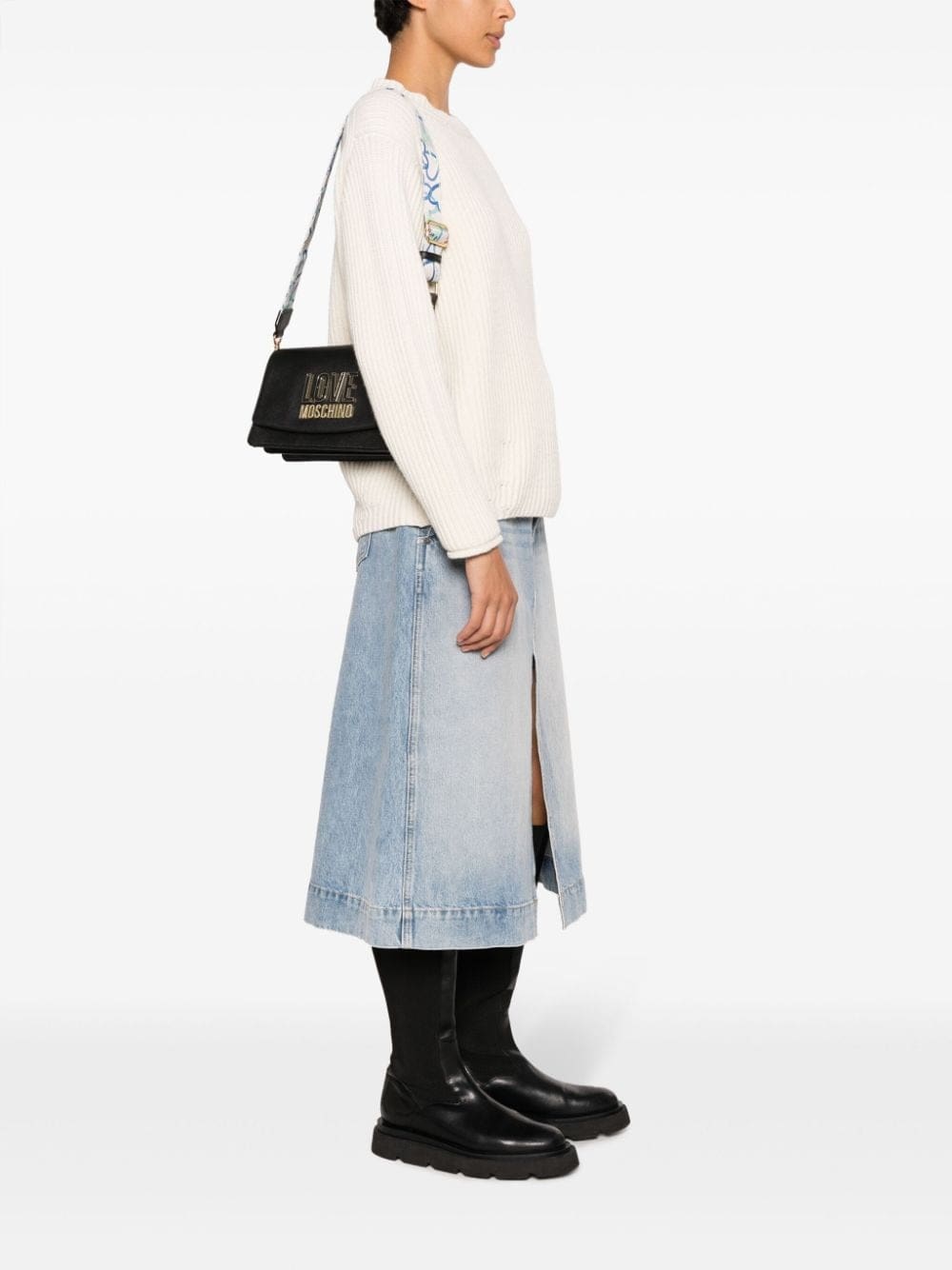 Love Moschino logo-lettering shoulder bag - Image 2