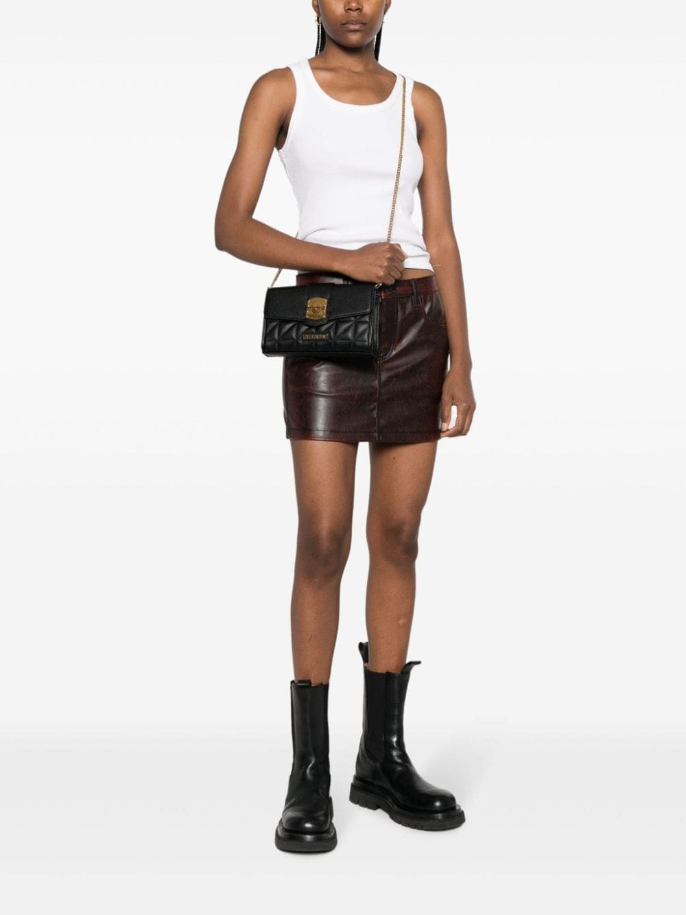 Love Moschino logo-lettering quilted crossbody bag - Image 2