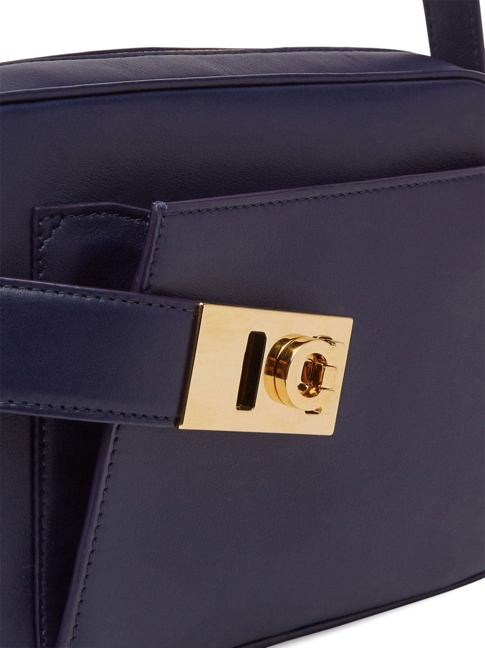 Ferragamo small Camera Case leather bag - Image 5