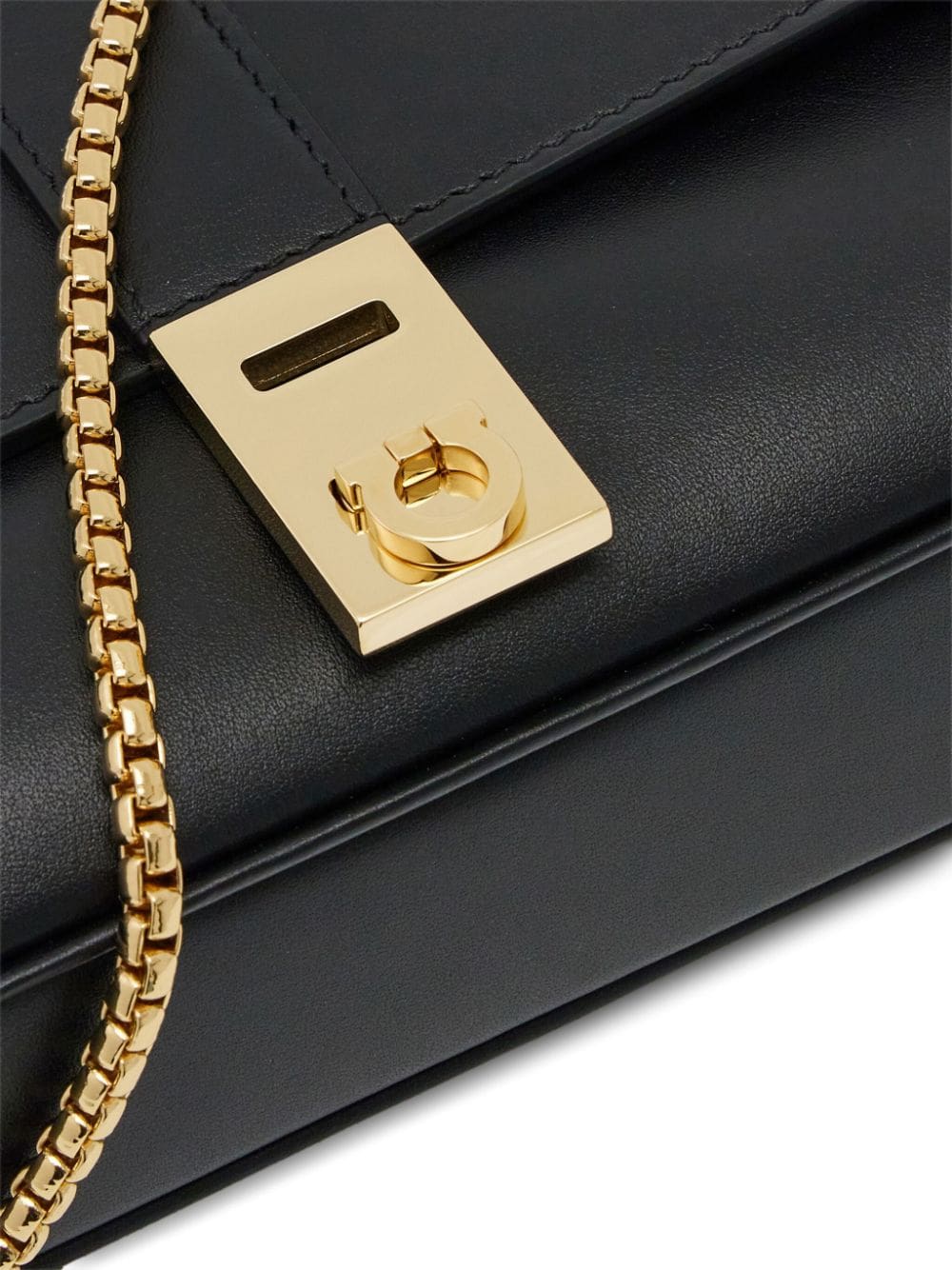 Ferragamo Gancini-plaque leather mini bag - Image 5