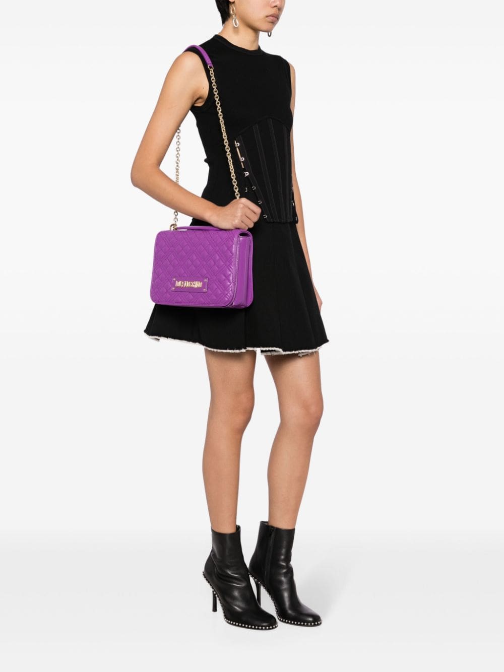 Love Moschino logo-plaque quilted shoulder bag - Image 2