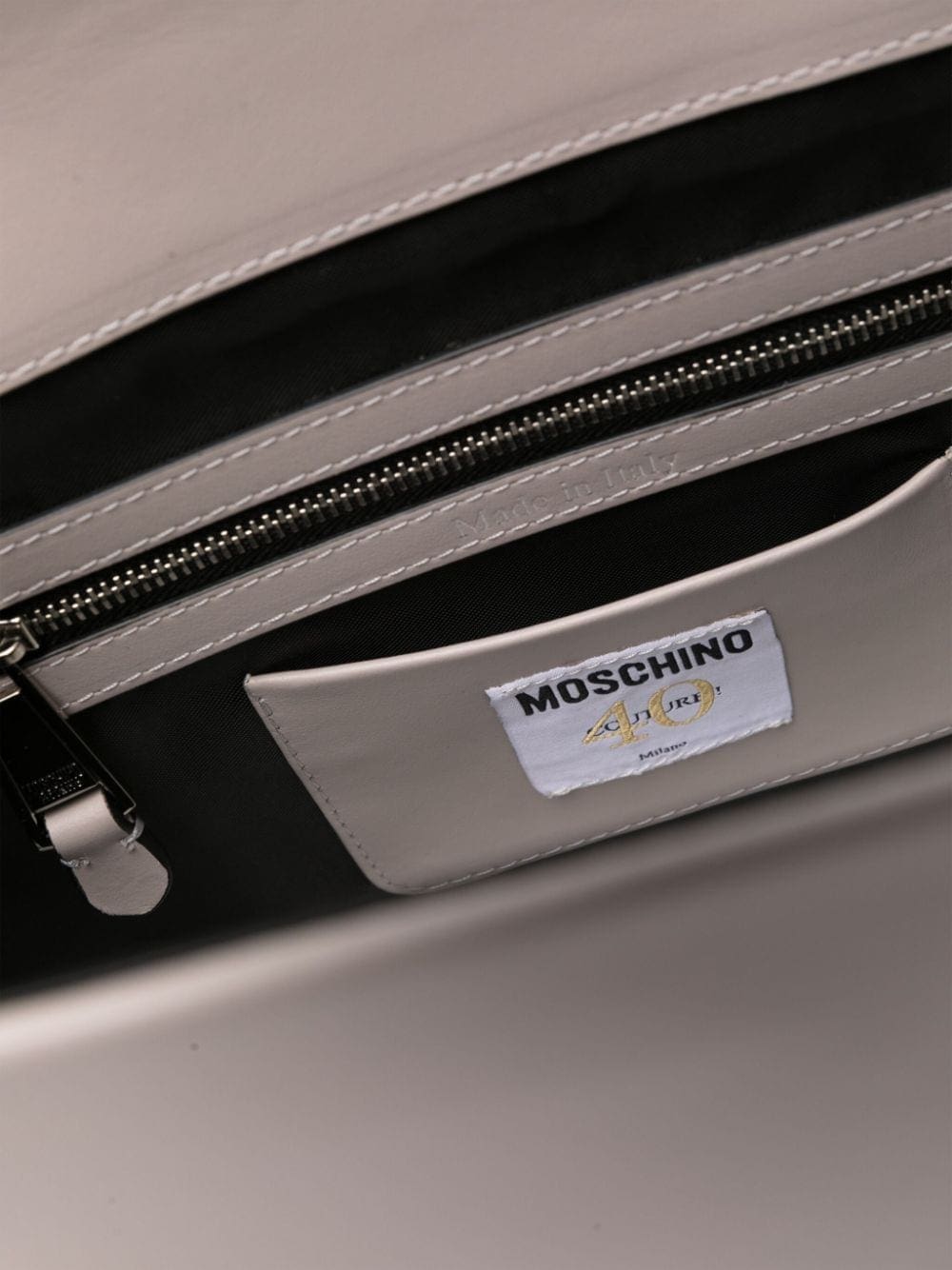 Moschino raised logo tote bag - Image 5