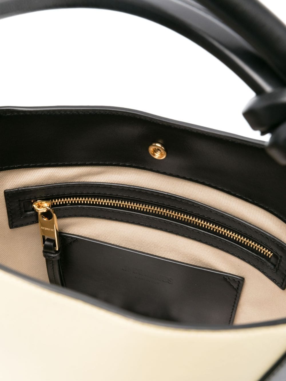 Jacquemus Le Petit Tourni leather bucket bag - Image 5