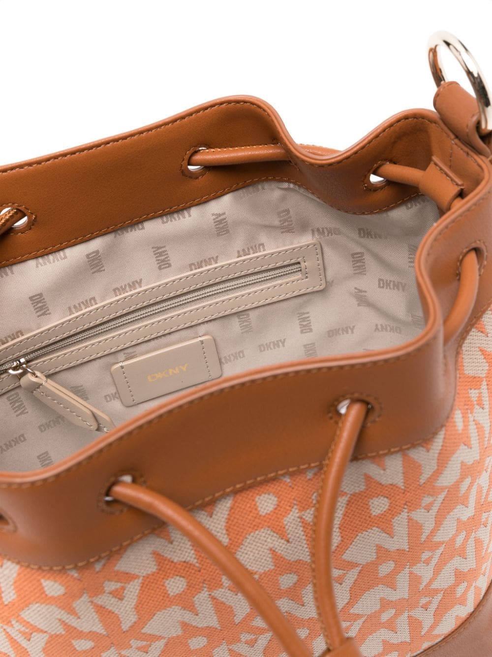 DKNY medium Gramercry bucket bag - Image 5