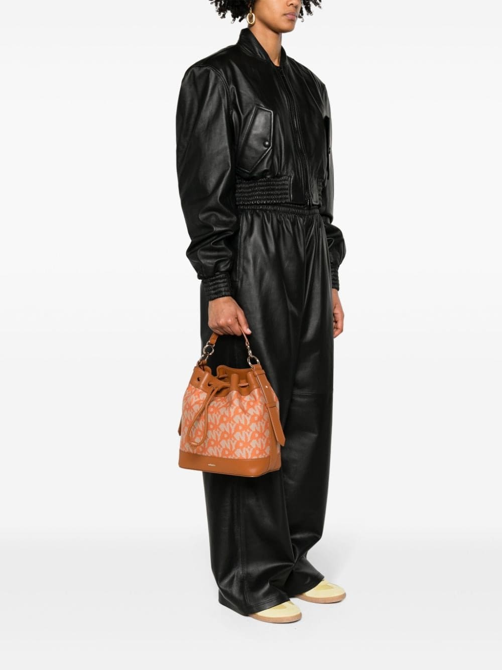 DKNY medium Gramercry bucket bag - Image 2