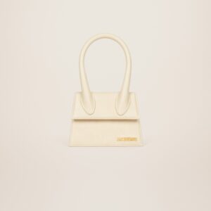 Jacquemus Le Chiquito moyen Signature handbag.