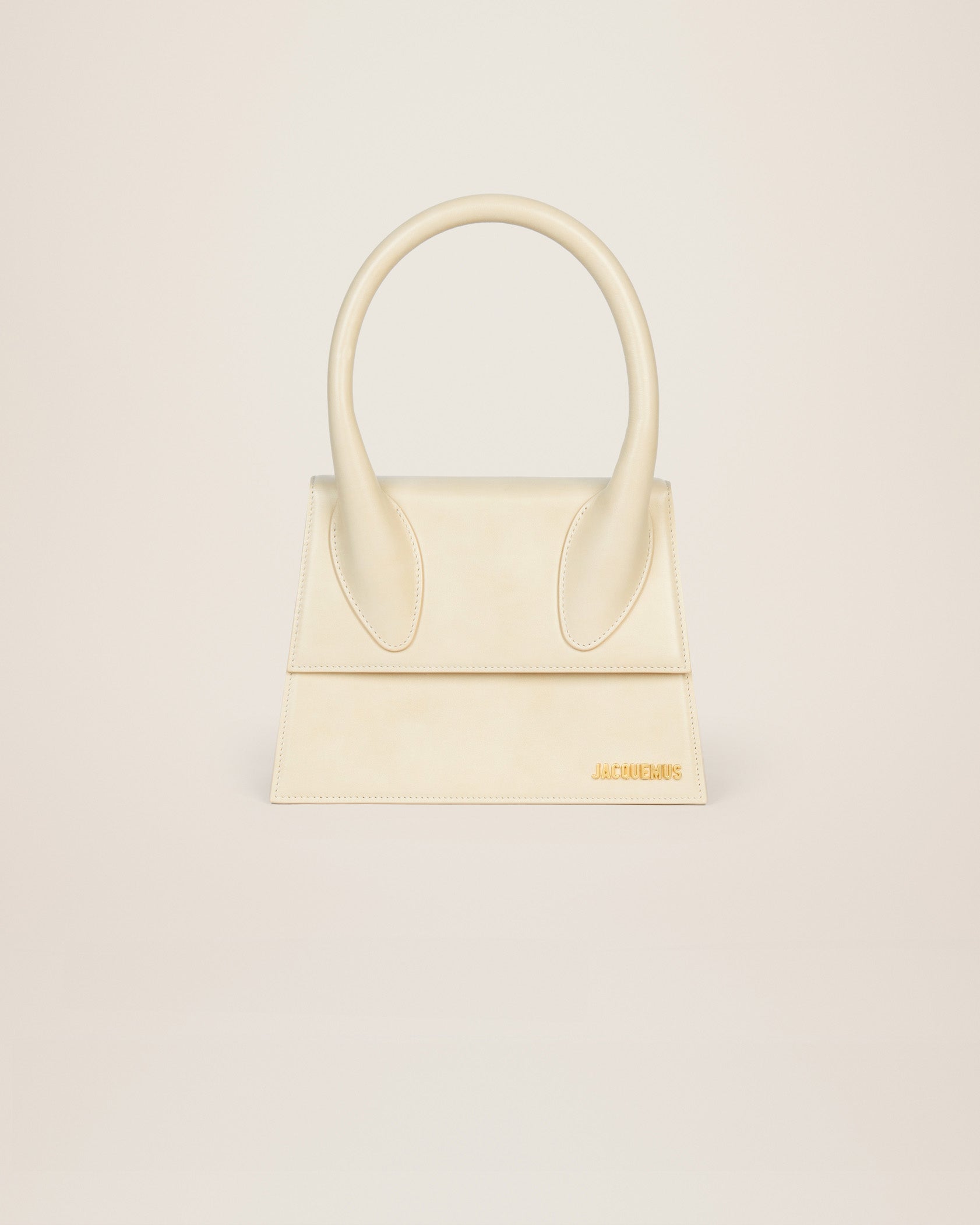 Jacquemus Le grand Chiquito Large signature handbag.