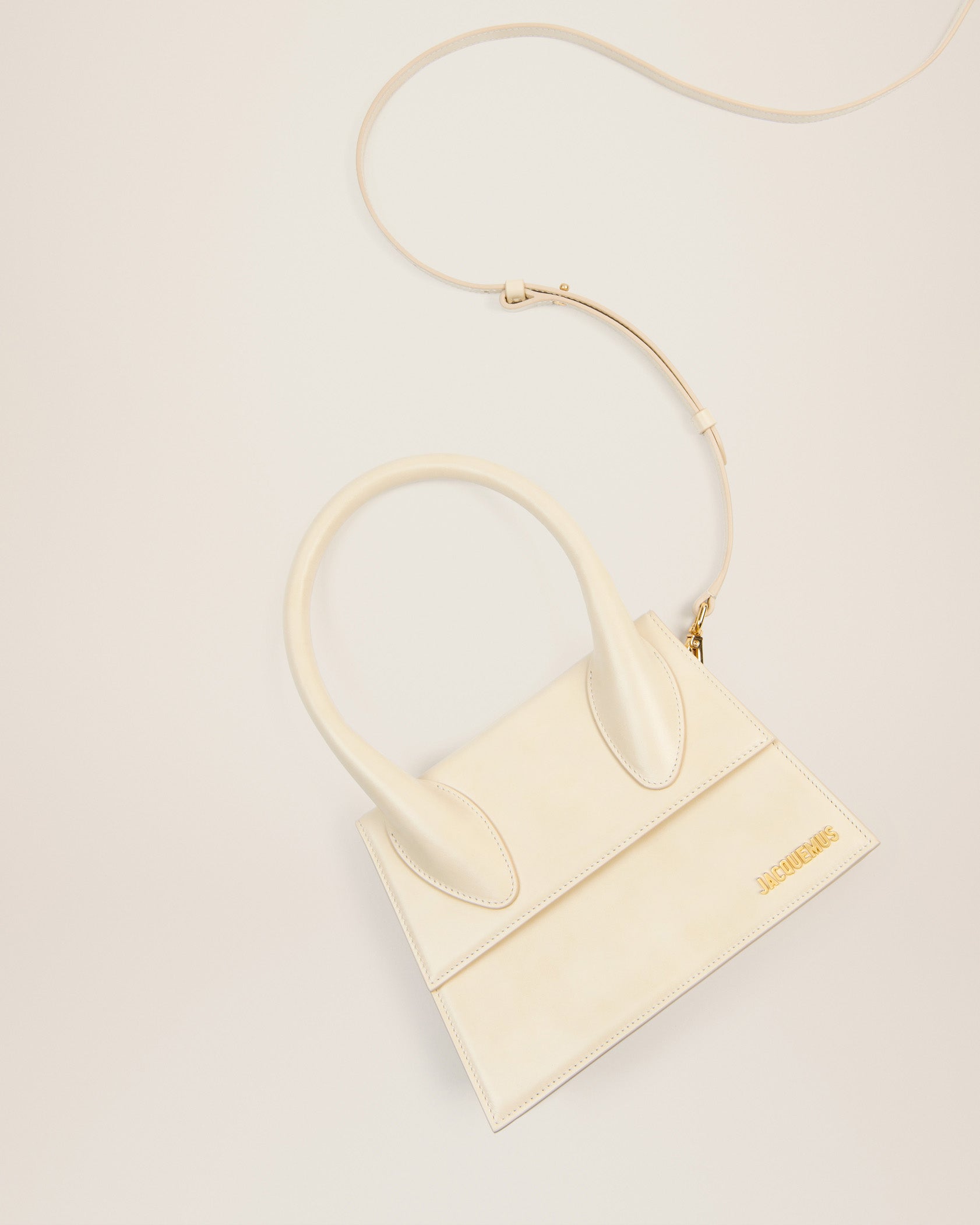 Jacquemus Le grand Chiquito Large signature handbag. - Image 4