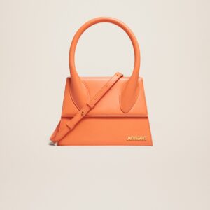 Jacquemus Le grand Chiquito Large signature handbag.