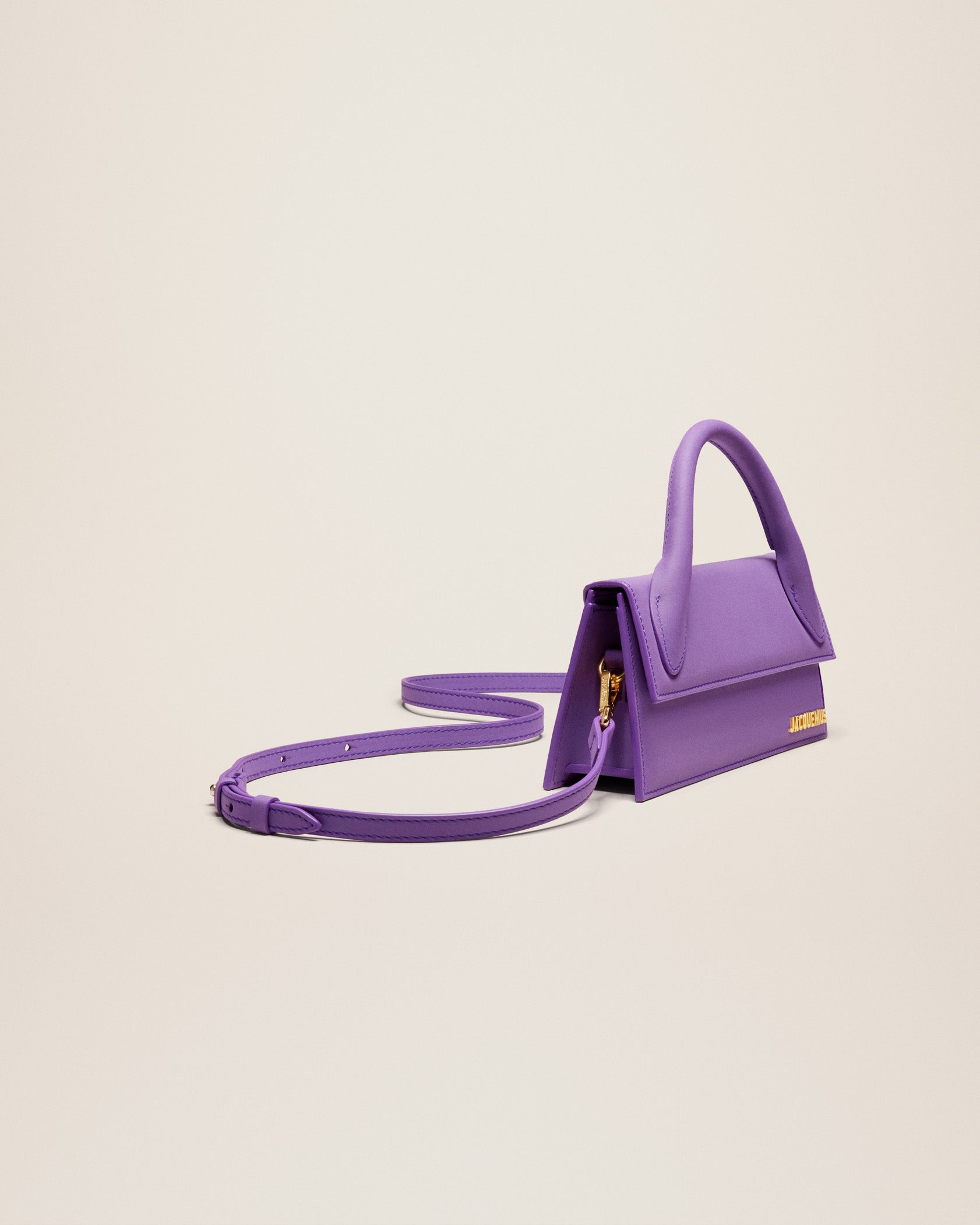 Jacquemus Le Chiquito long Long signature handbag. Purple - Image 3