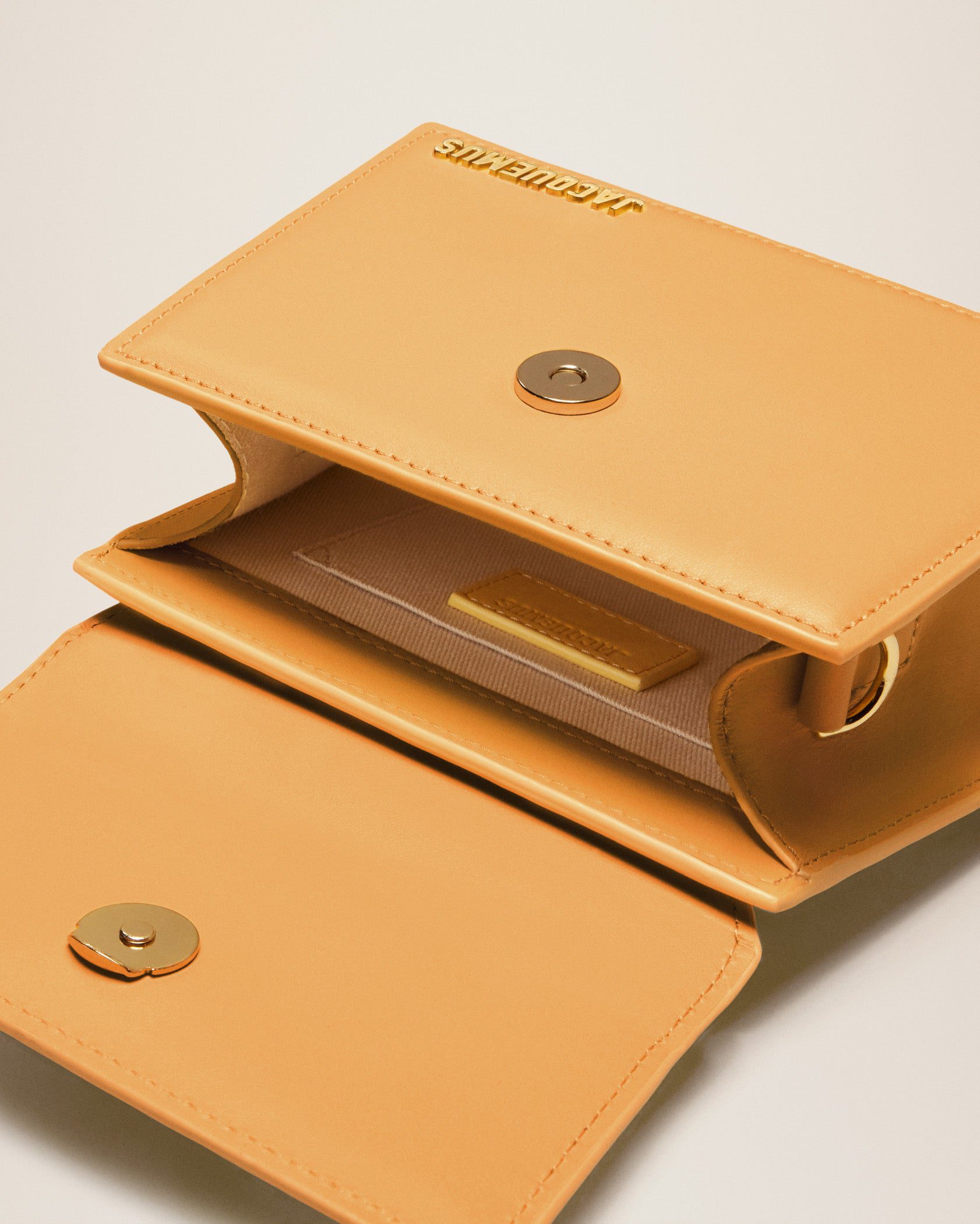 Jacquemus Le Chiquito Noeud Coiled handbag. - Image 5