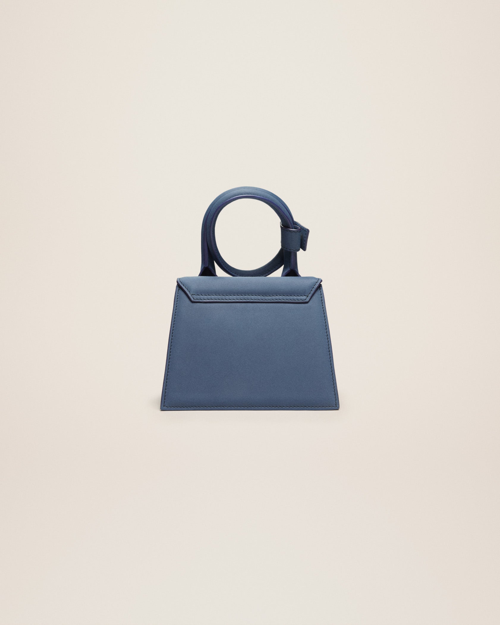Jacquemus Le Chiquito Noeud Coiled handbag. - Image 5
