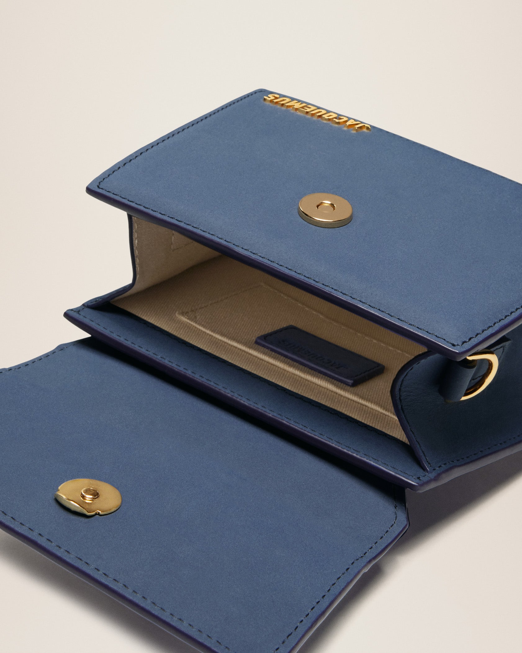 Jacquemus Le Chiquito Noeud Coiled handbag. - Image 6