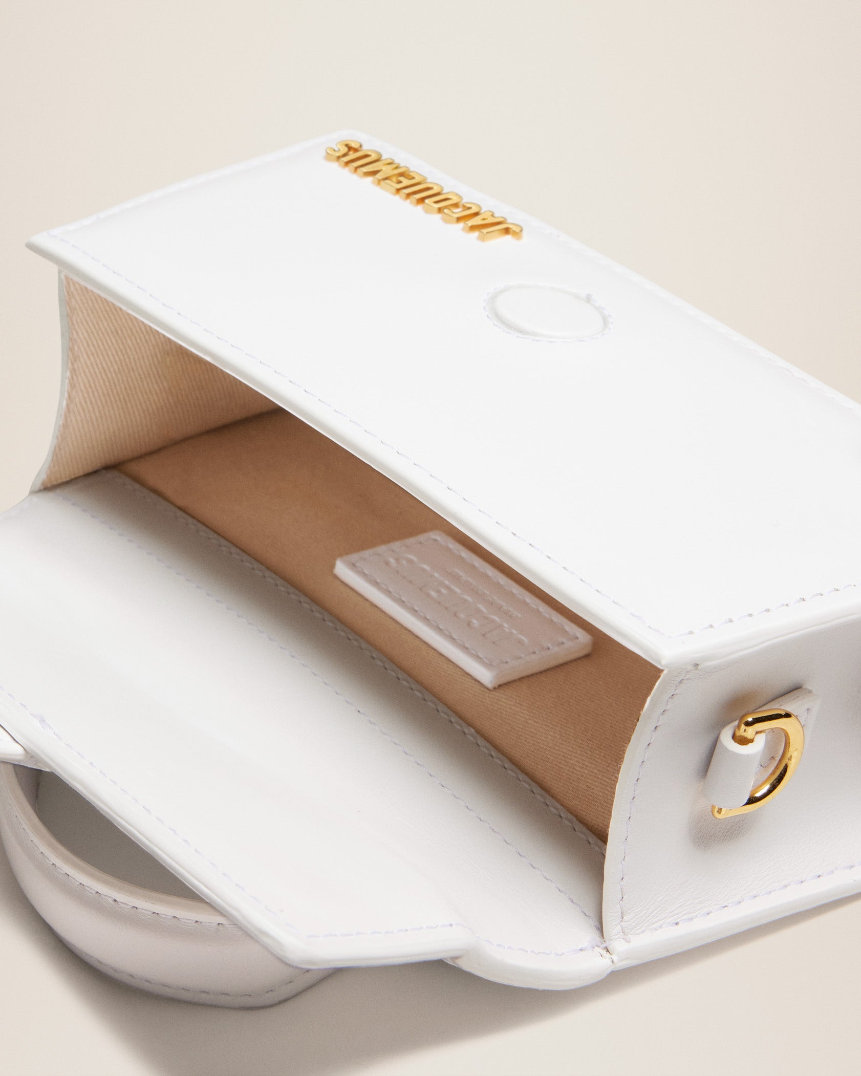 Jacquemus Le Bambino Small handbag with adjustable crossbody strap. bag - Image 6