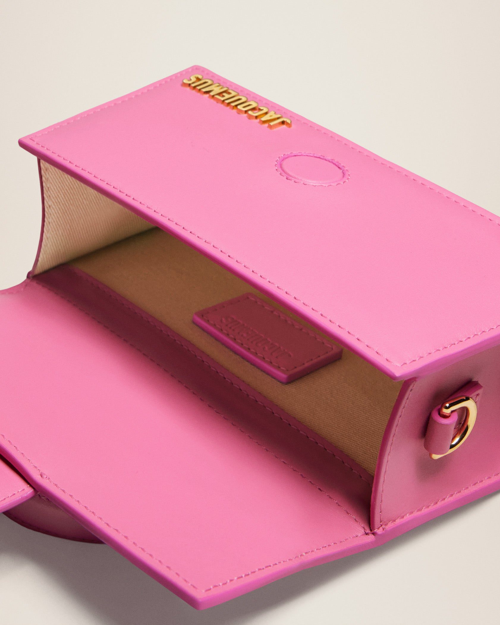 Jacquemus Le Bambino Mini flap bag. - Image 6