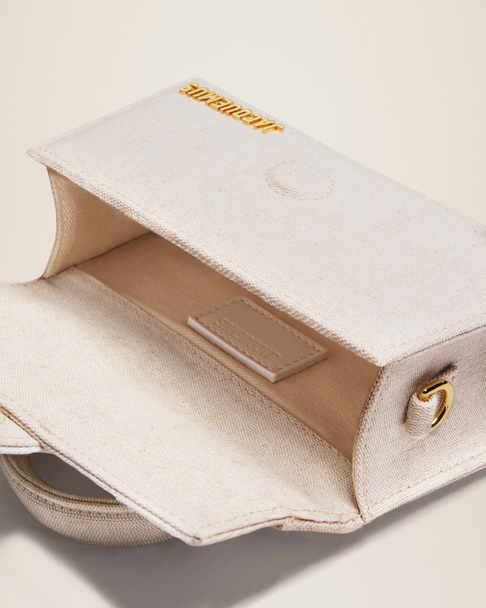 Jacquemus Le Bambino Mini flap bag. - Image 6