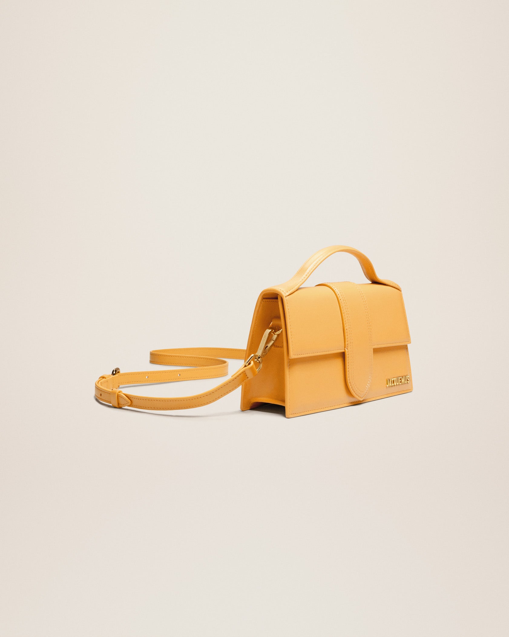 Jacquemus Le grand Bambino Crossbody flap bag. - Image 3