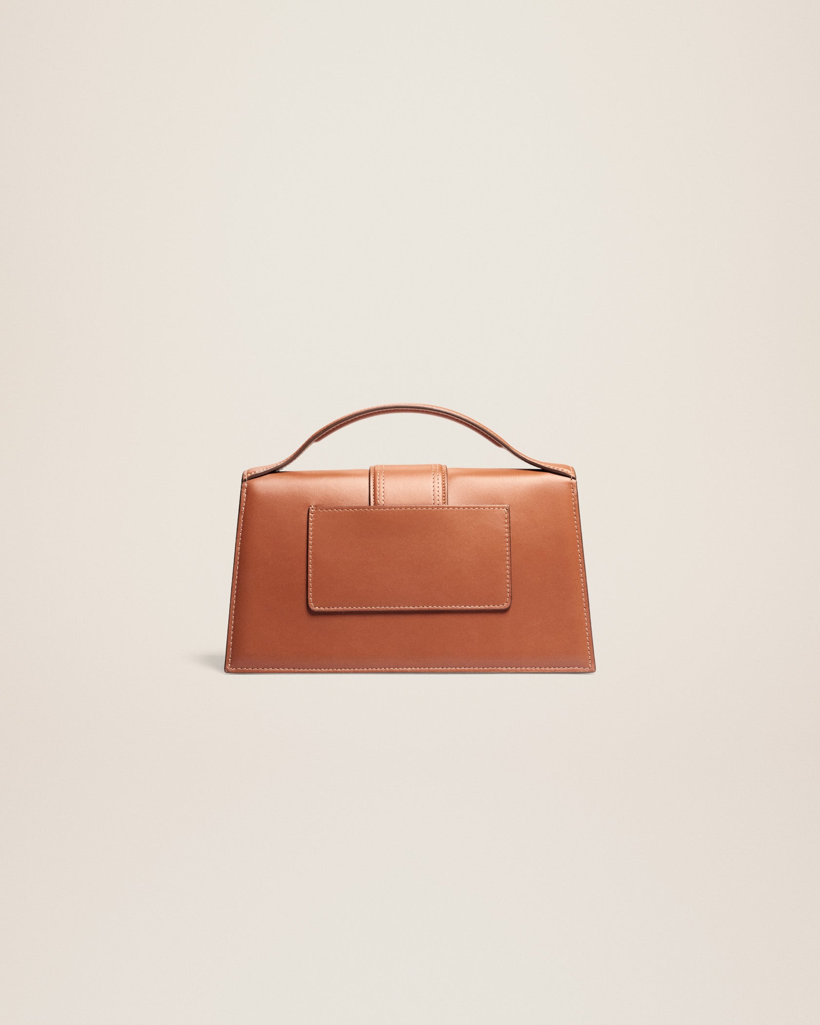 Jacquemus Le grand Bambino Crossbody flap bag. - Image 4