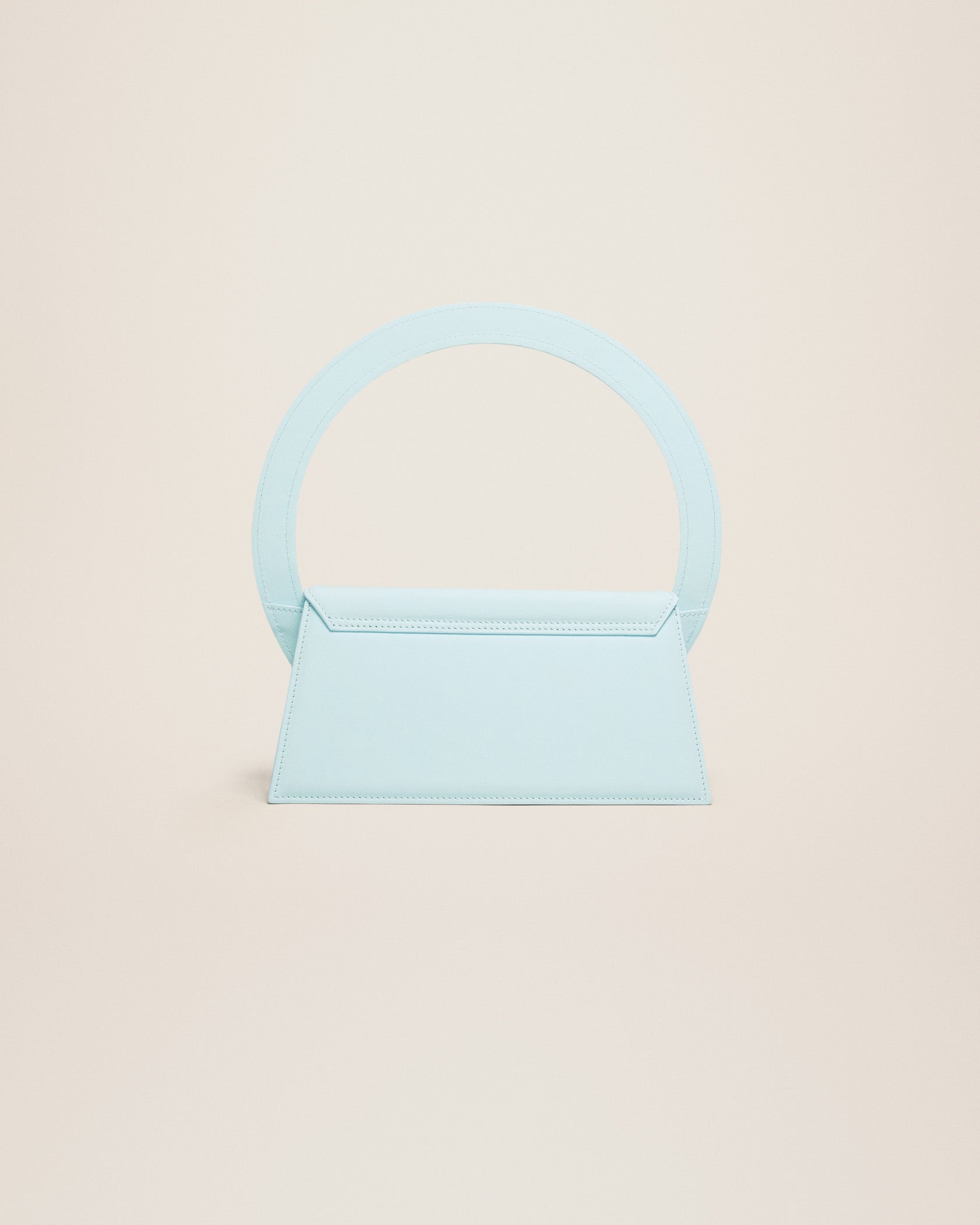 Jacquemus Le sac Rond Circle purse. - Image 4