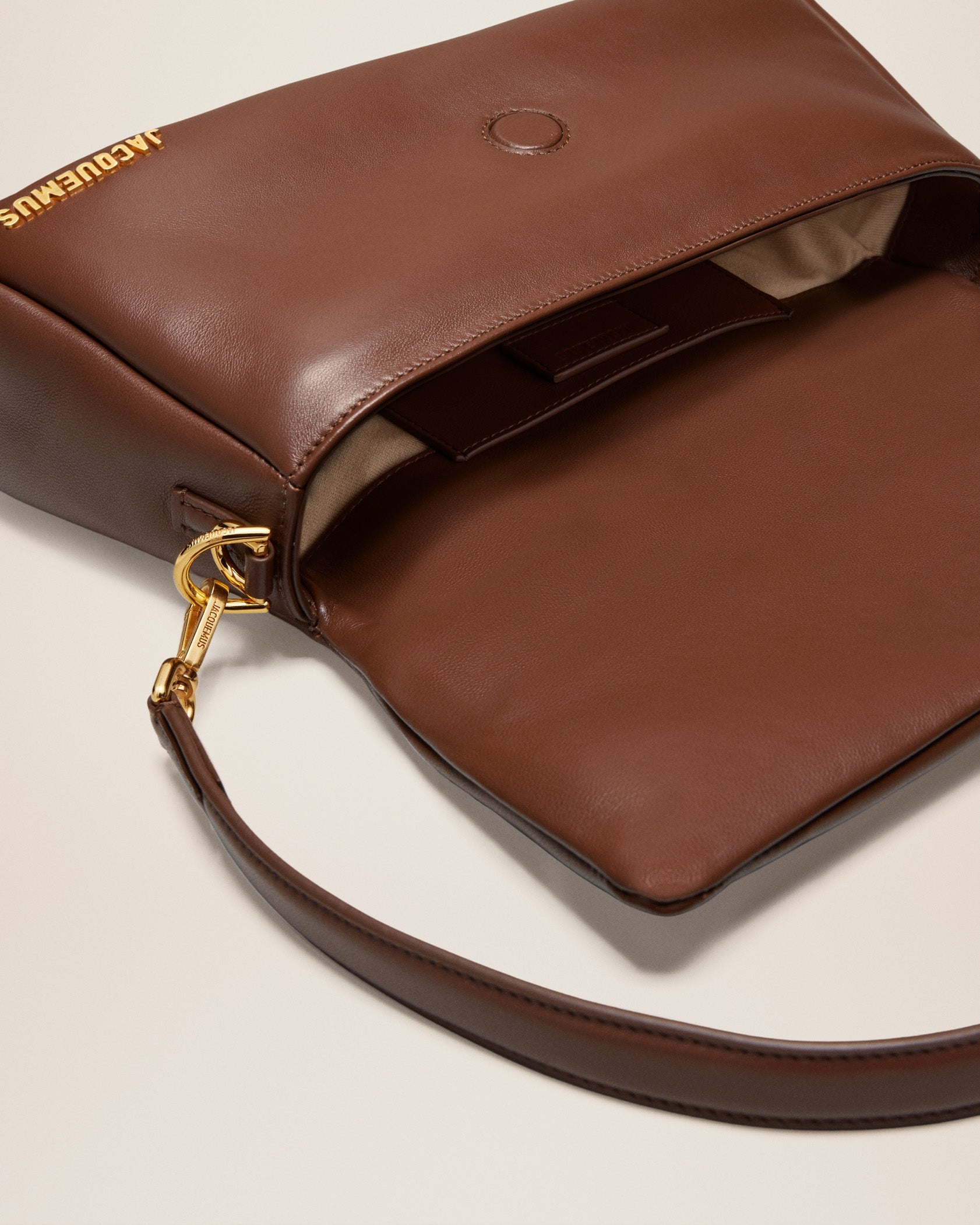 Jacquemus Le Bambimou Puffed flap bag. - Image 6