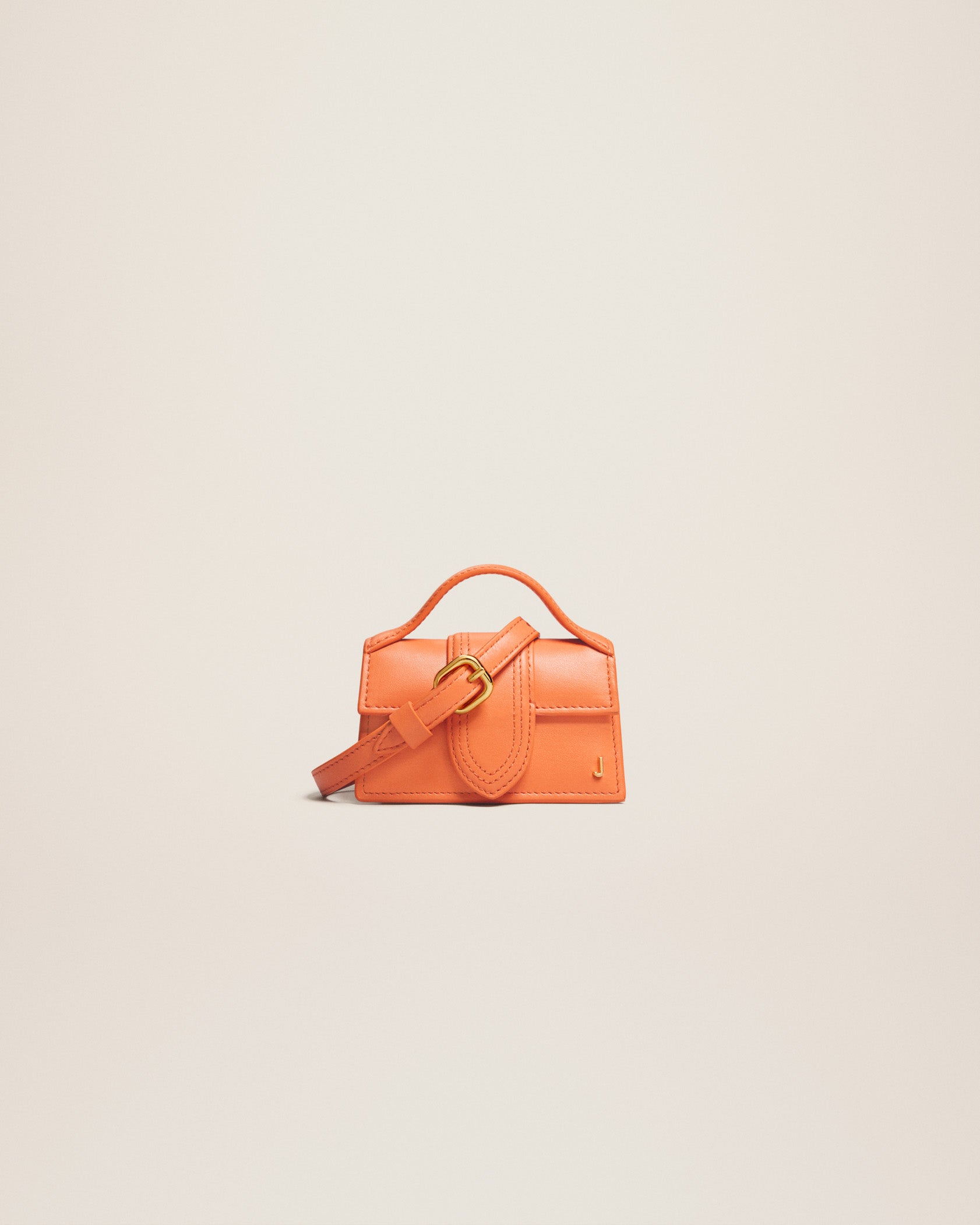 Jacquemus Le petit Bambino Mini flap bag.