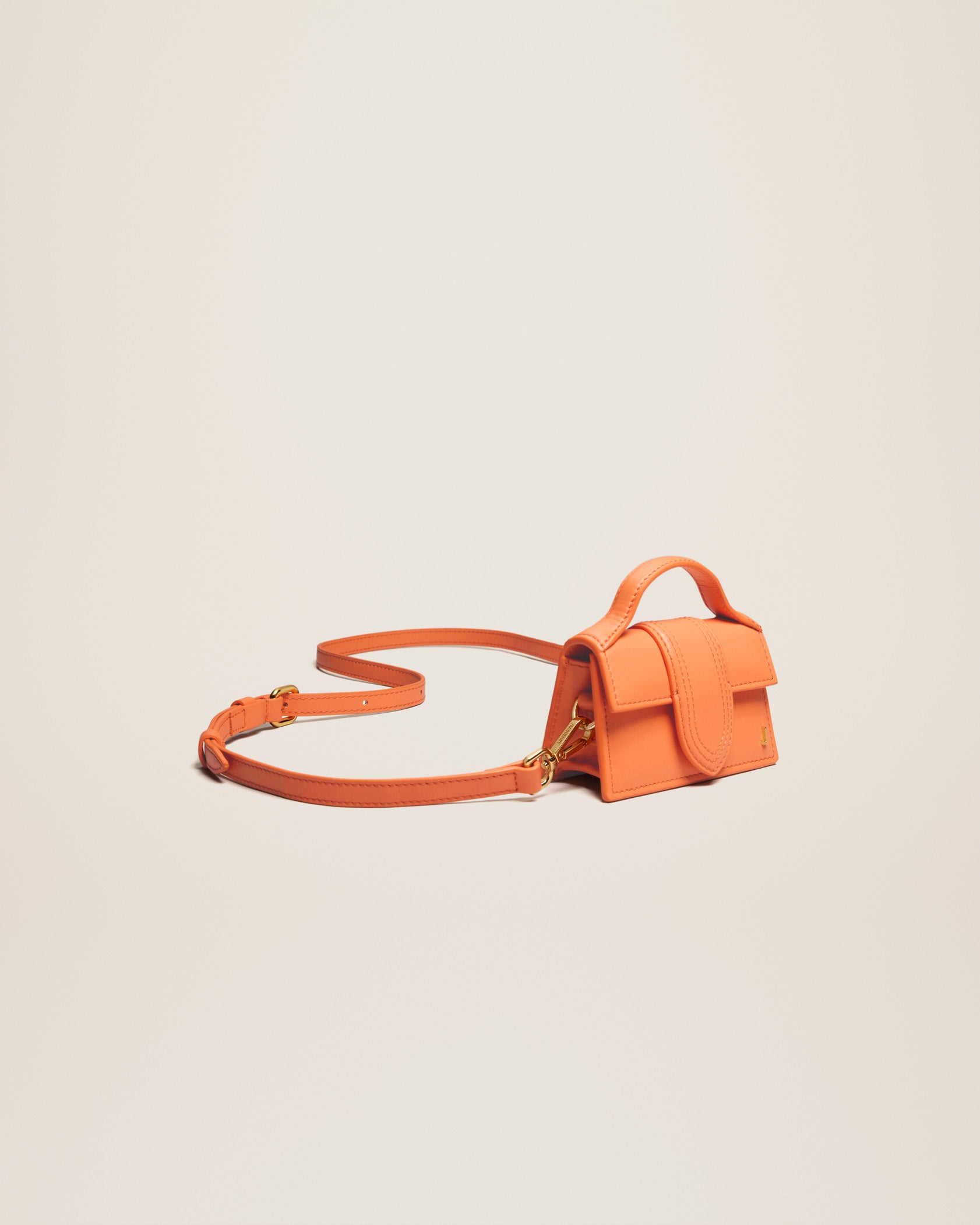 Jacquemus Le petit Bambino Mini flap bag. - Image 2