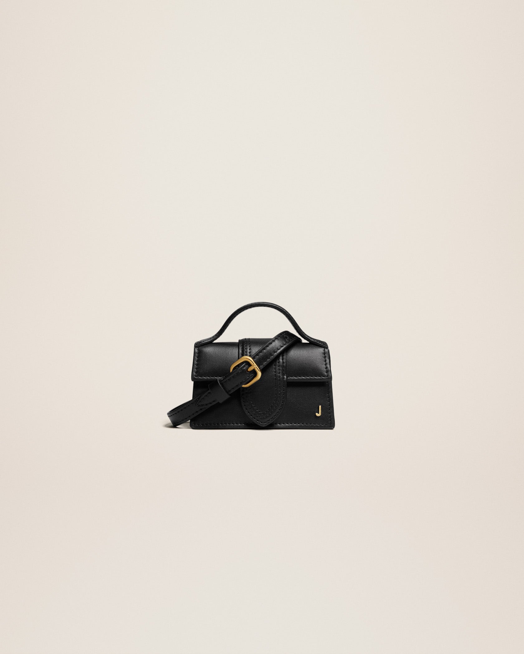 Jacquemus Le petit Bambino Mini flap bag.