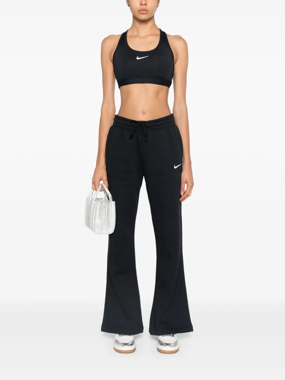Nike Medium Support sports bra - Image 2